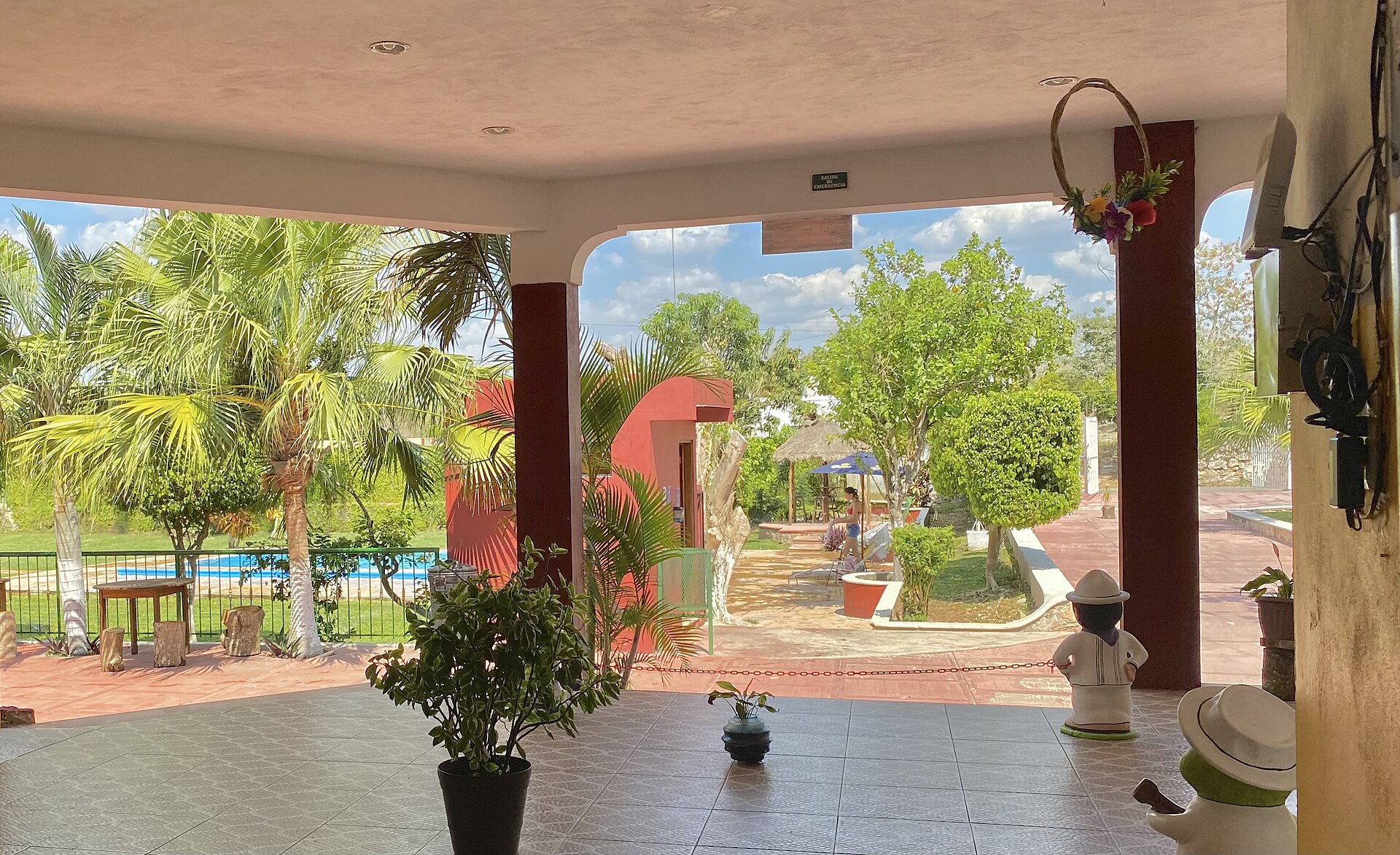 Hotel Abril