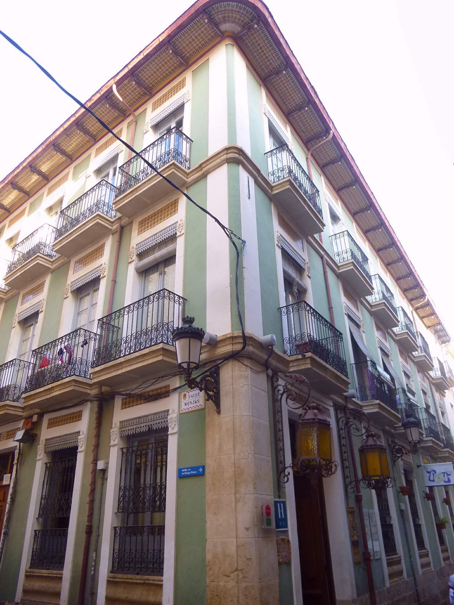 Hostal Les Monges Palace