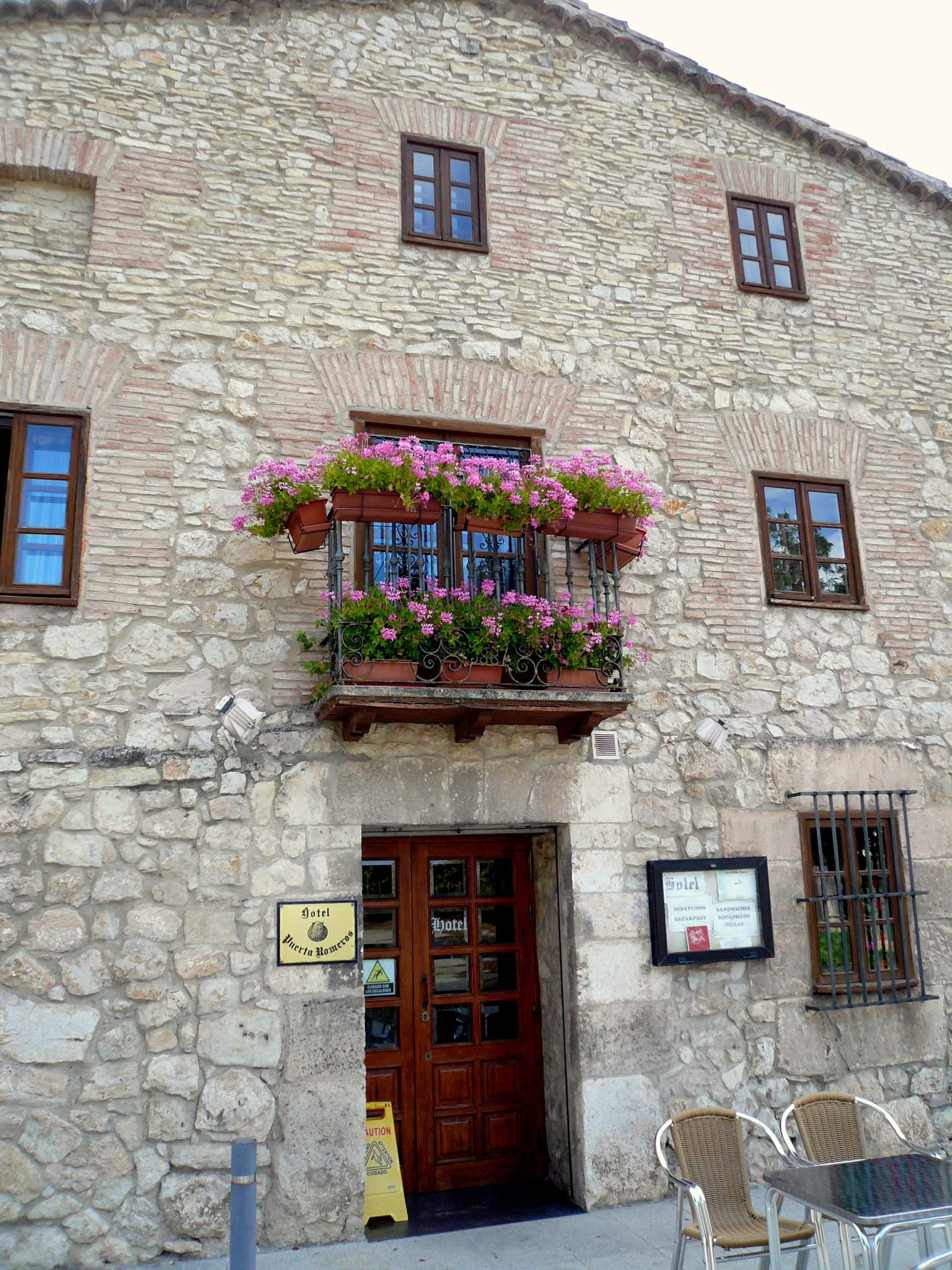 Puerta Romeros