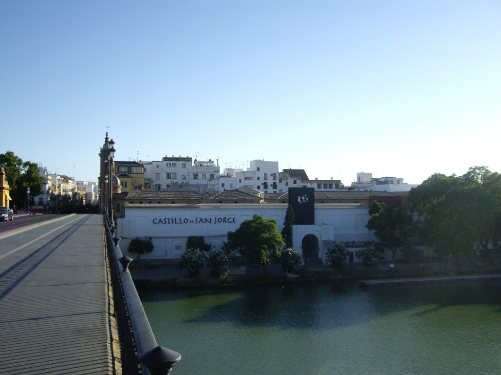 Castillo de San Jorge - Museos en Sevilla