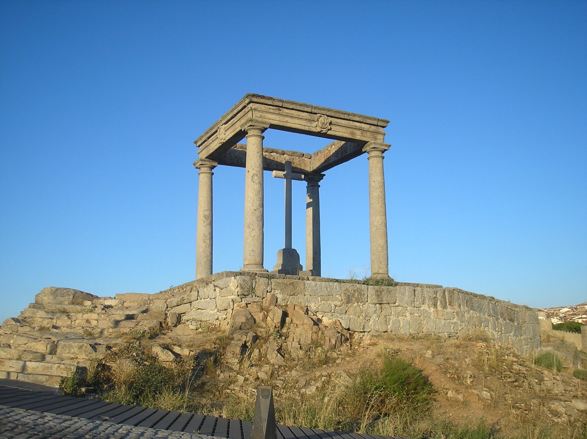 Cuatro Postes