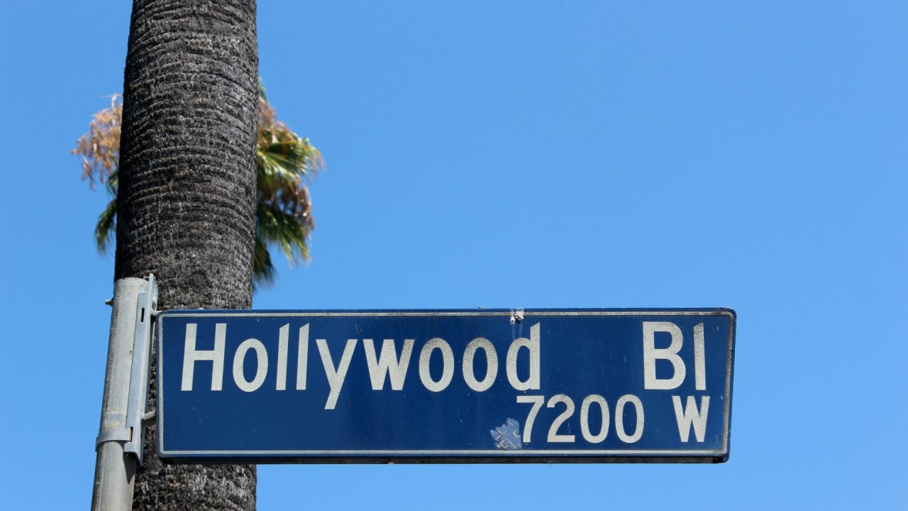 Descubre el encanto imperfecto de Hollywood Boulevard, la calle del cine