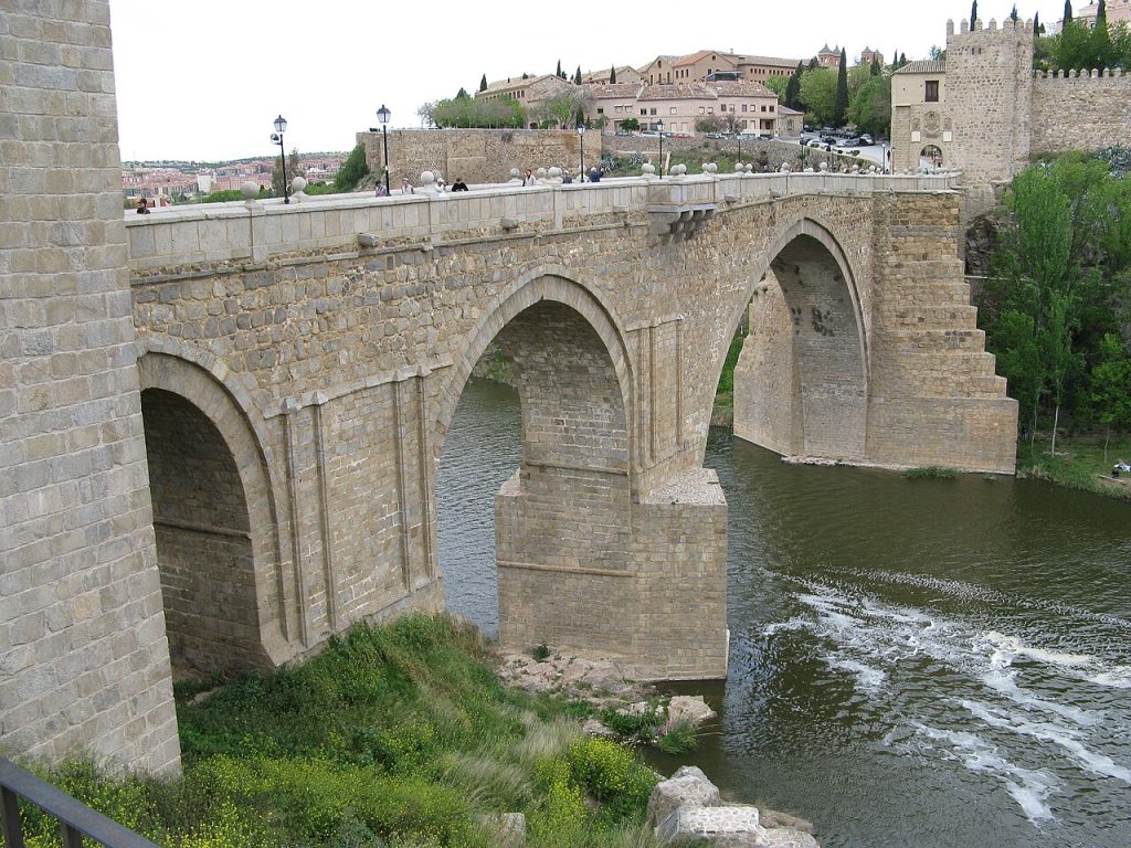 Puente de San Martín sobre el Tajo