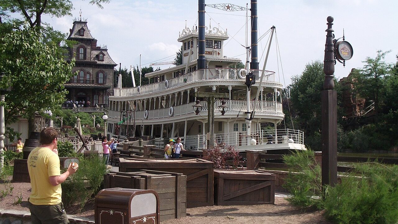 Disneyland Paris con niños 2026: guía práctica para 2 días